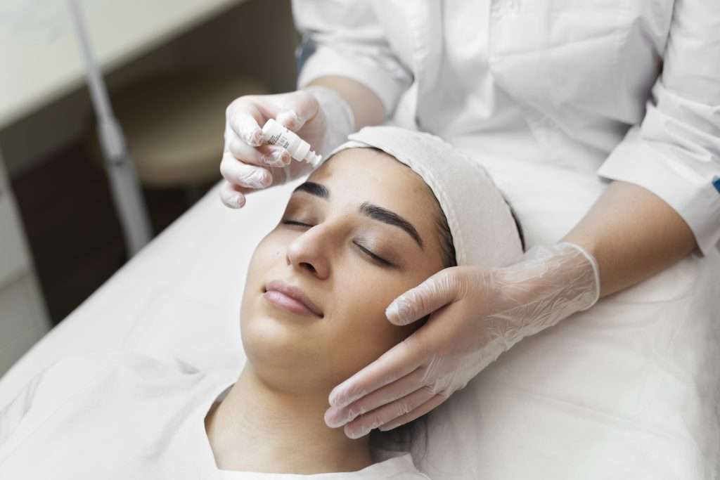 Polynucleotides vs Profhilo: Key Differences & Benefits 4 person getting micro needling beauty treatment 1