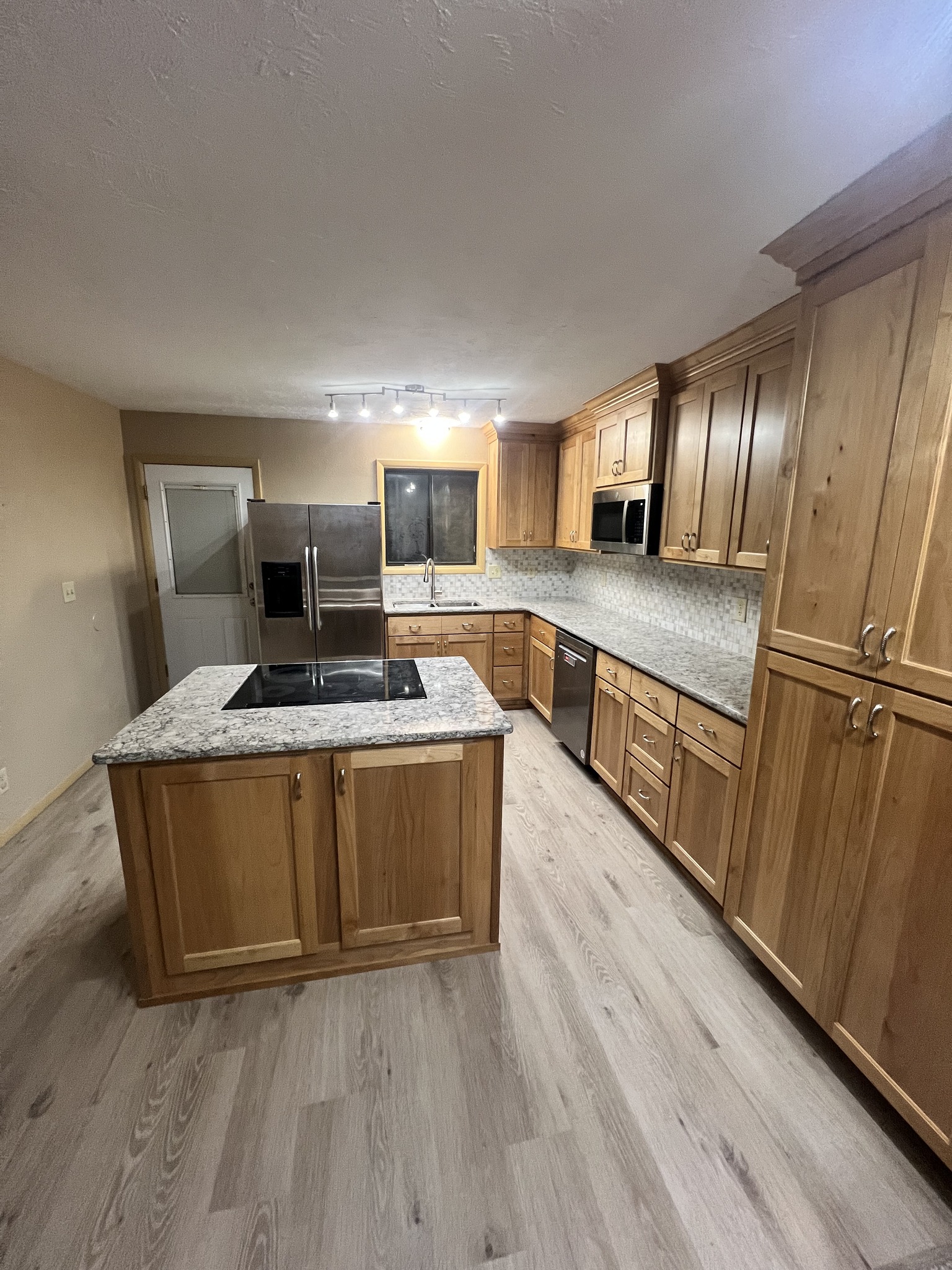 A Guide to Kitchen Remodeling in Idaho Falls Elevating the Heart of the Home: A Guide to Kitchen Remodeling in Idaho Falls