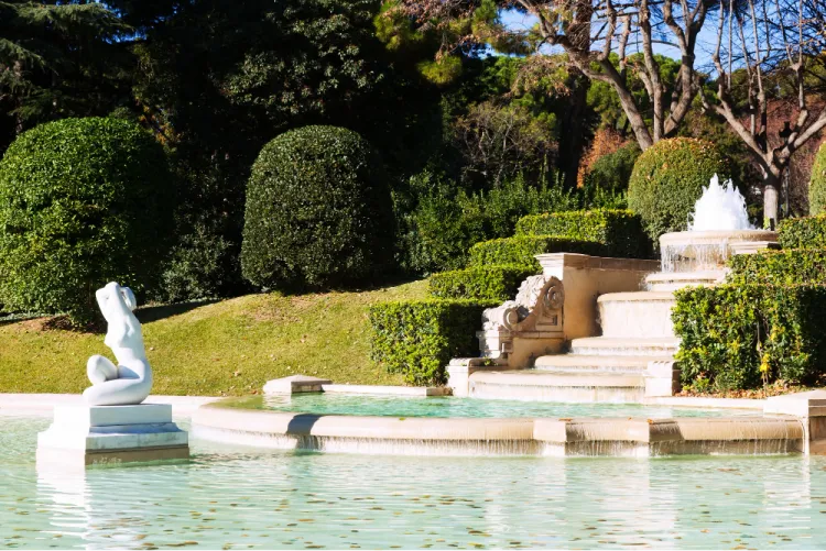 4394 water features