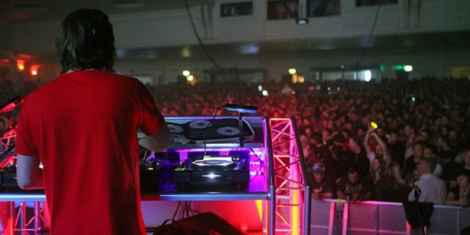 Photograph of Jemmy performing live at Brixton