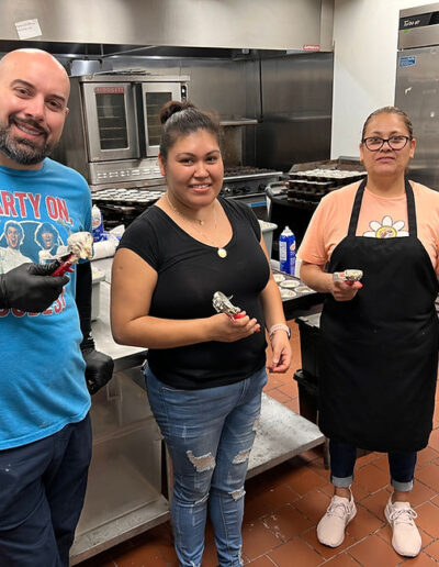 kitchen_team_baking