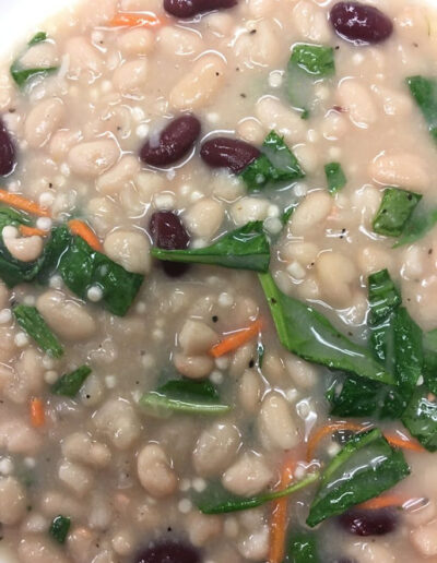 white-and-kidney-bean-soup-with-spinach