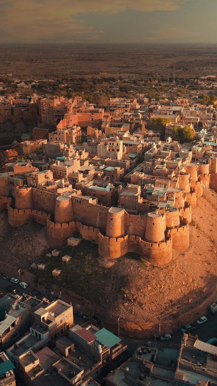 The golden walls of Jaisalmer fort in Rajasthan
