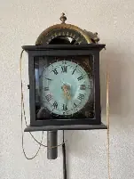 Horloge ancienne murale à cadran romain