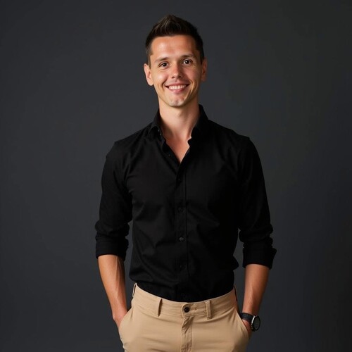 Home 11 a Calvin Pienaar 1