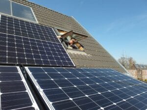 The Solar Switch: Making a Smooth Transition to Clean Energy 2