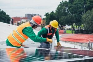 Solar for Businesses: Cutting Costs and Carbon Footprints 3