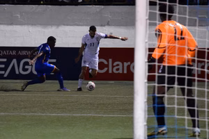 Guardameta Pineda evita súper goleada
