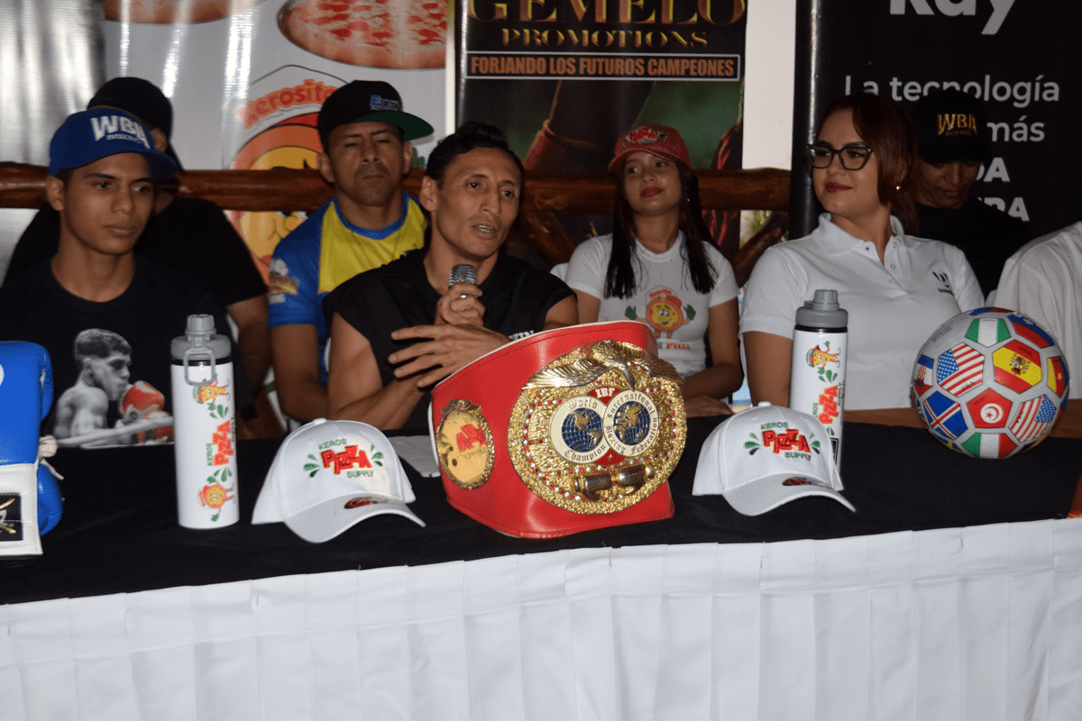 Gemelos-promotions-jj–932
