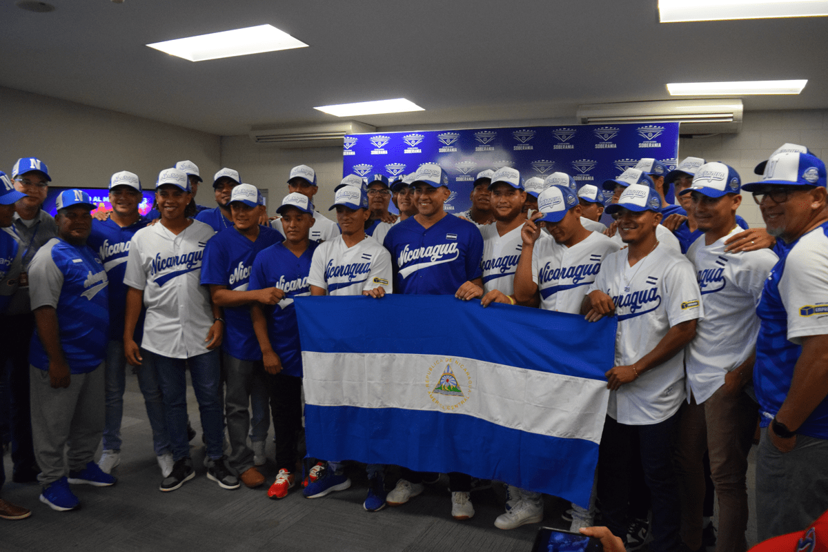 Abanderamiento-de-Selección-Nacional-de-Beisbol-U23-jj-173