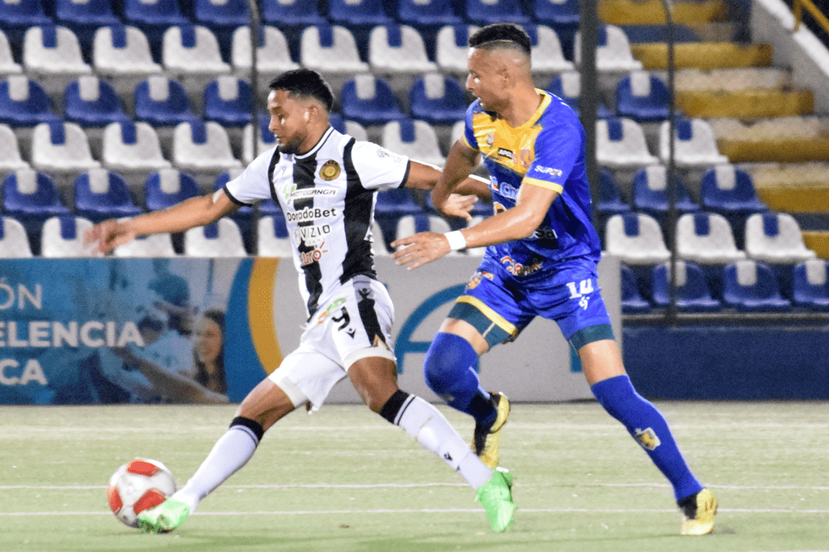 Futbol–liga-primera-Managua-Fc-le-Gana-A-Caciques-Diriangen-3×1-jj-059