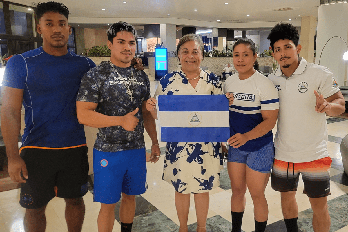Pesistas ya están en Cuba