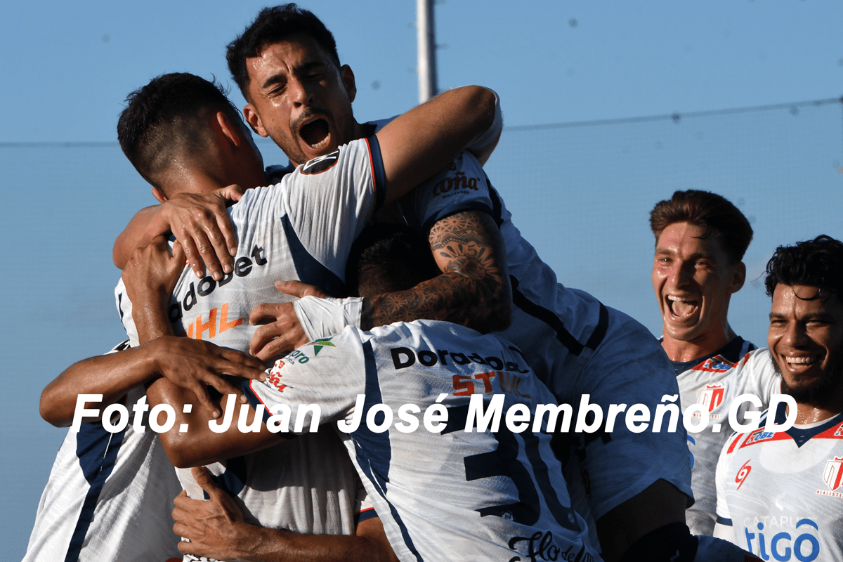 Ferrety-Pierde-3×0-ante-Real-Esteli-jj—9353