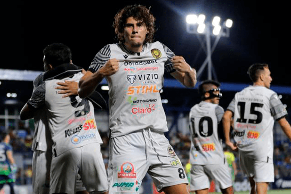 Cacique-vs-Matagalpa-8