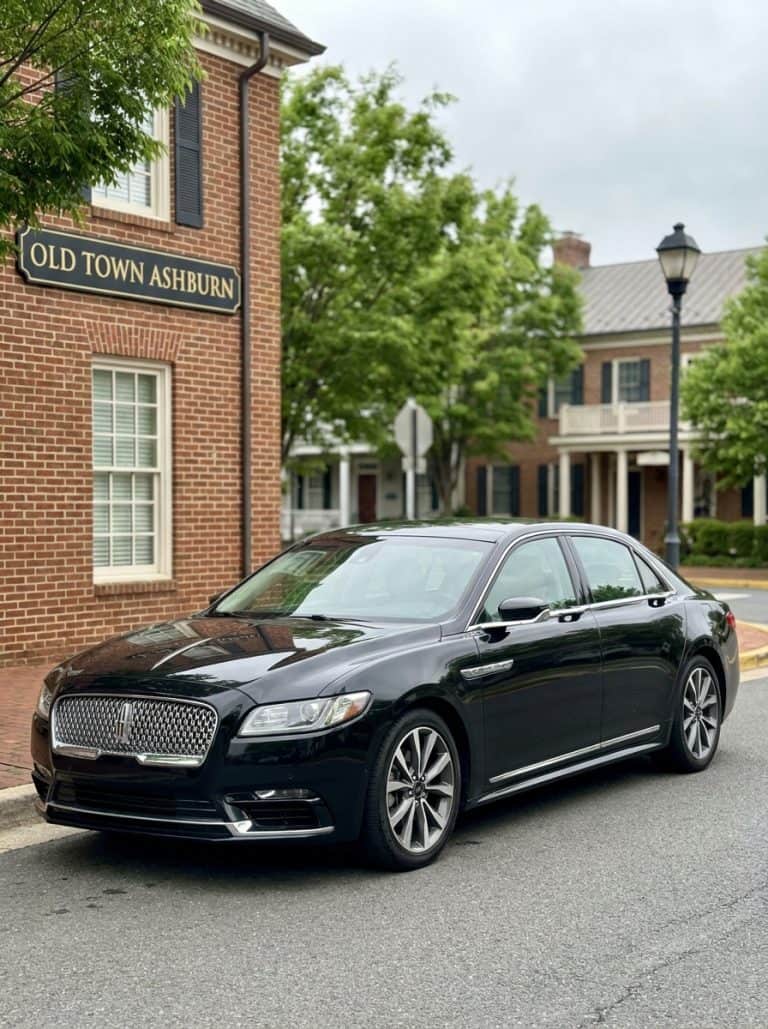 Limo service in {city}