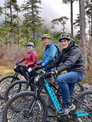5 Reasons to Choose Alaska e-Bike Rentals 2 Three people riding iRide Alaska e-bike rentals