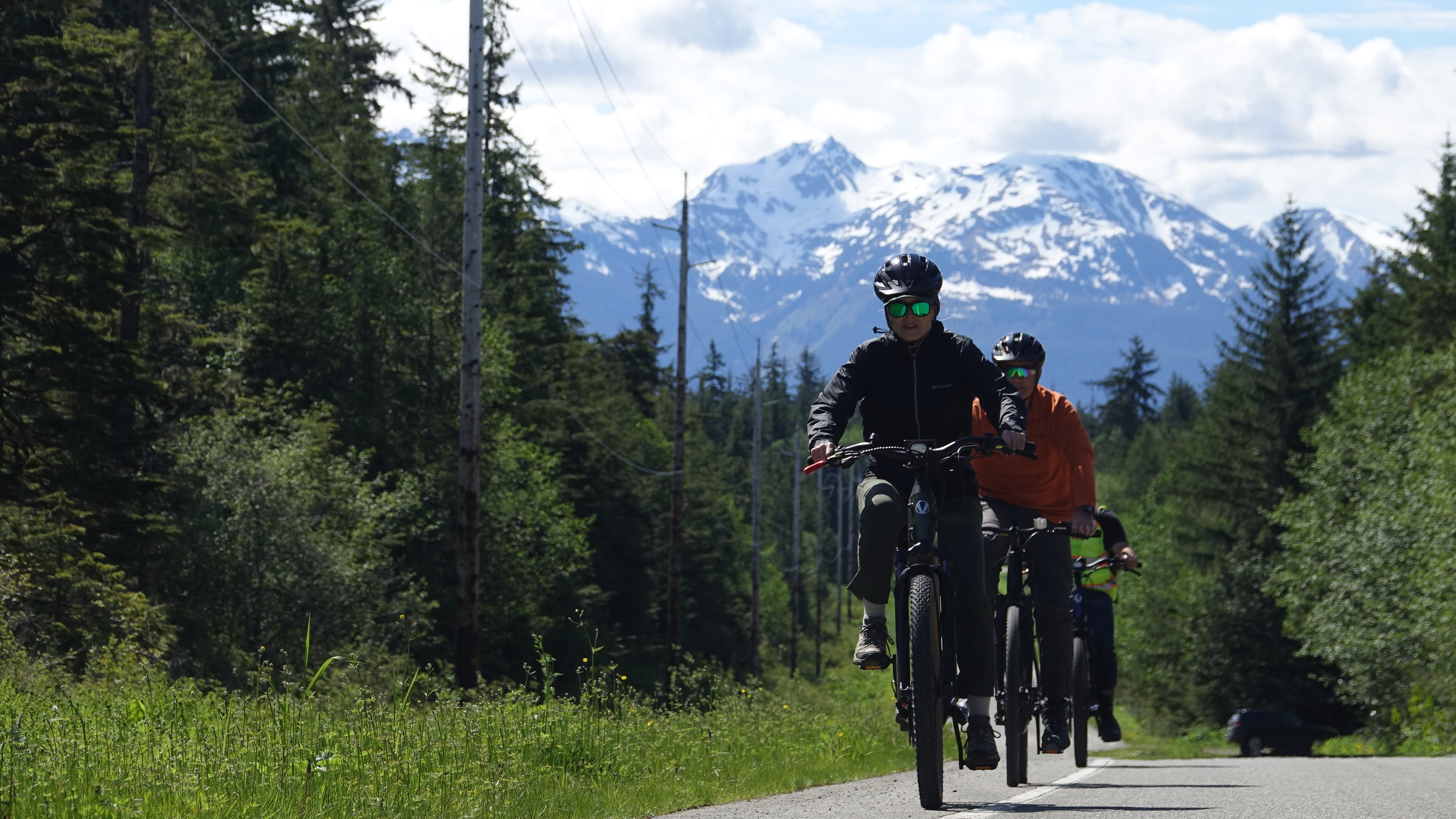 The Ultimate Guide to e-Bike Excursions in Alaska