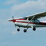 how far can a cessna 172 fly