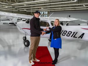 Get your commercial pilot license