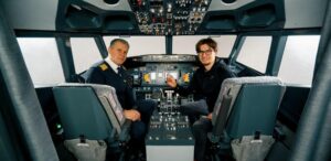 can i be a pilot with glasses