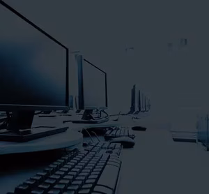 Plusieurs ordinateurs pour une salle de classe