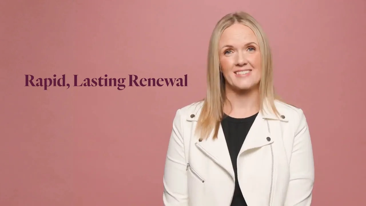 4 Reasons To Love Truescience Truerenew (Clean, Kind, Effective Activated Skincare) 2 Screenshot of presenter with “Rapid, Lasting Renewal” text in a TrueRenew video segment