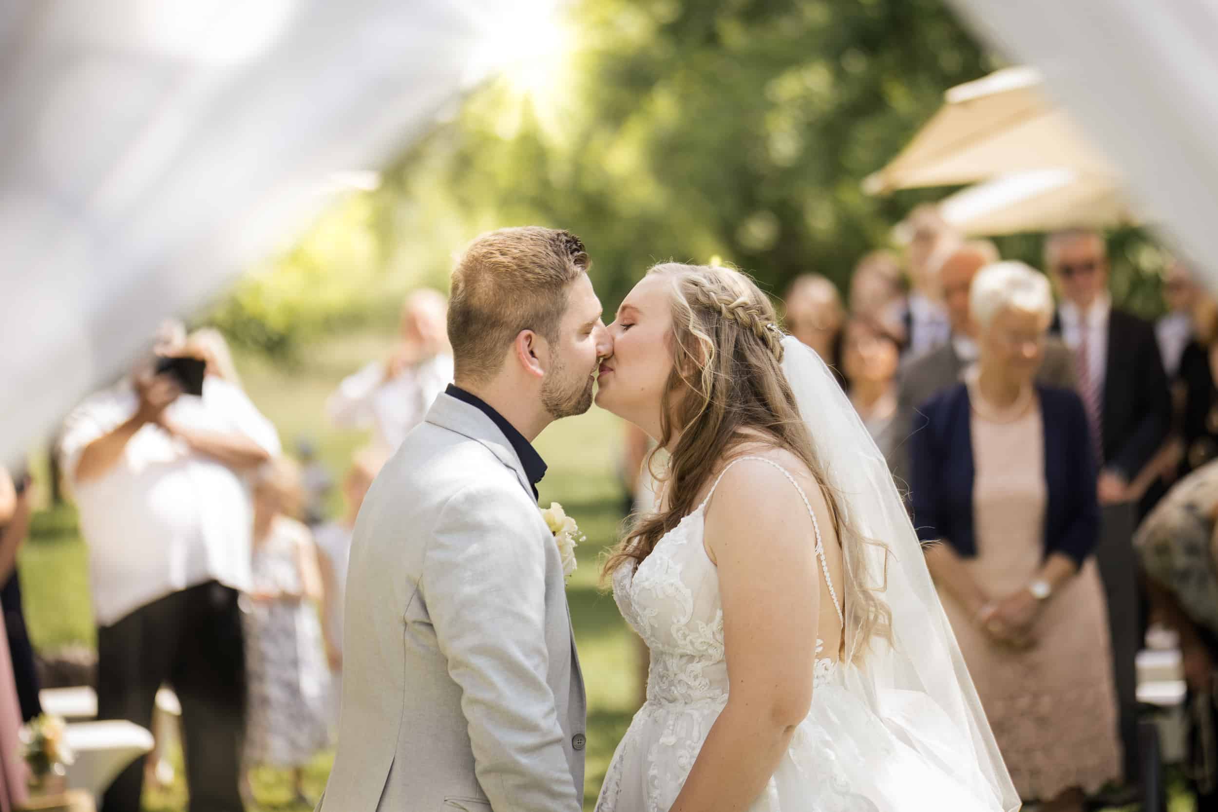 standesamtich heiraten brautpaar