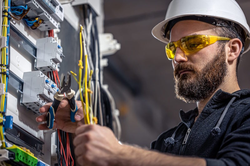 Pro Electric Services team at work Pro Electric Services team at work
