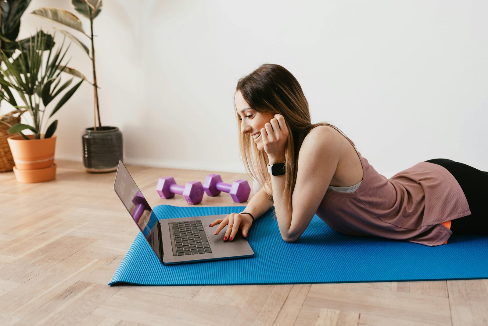 In-Person Versus Online Personal Training