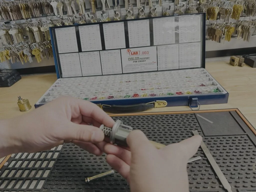Locksmith for a Warehouse: What's Different About Large Facility Security locksmith near me 0140