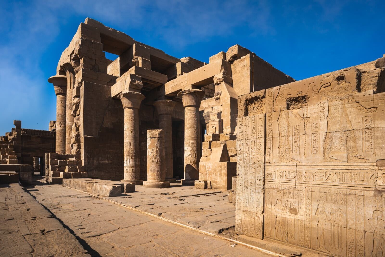 Kom Ombo temple3