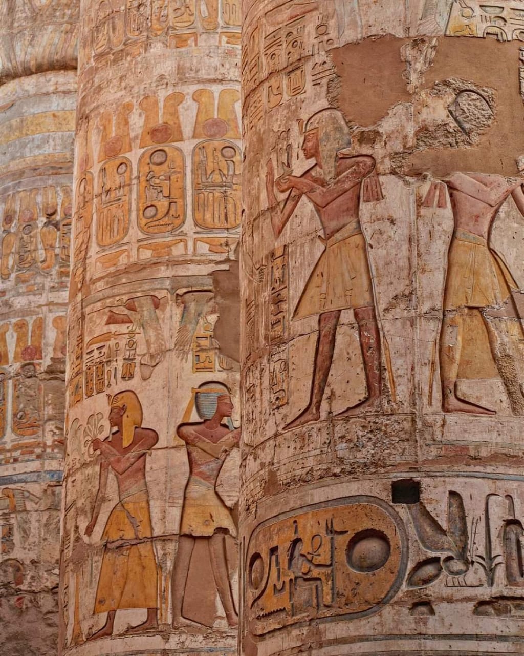 luxor temple egypt hieroglyphs