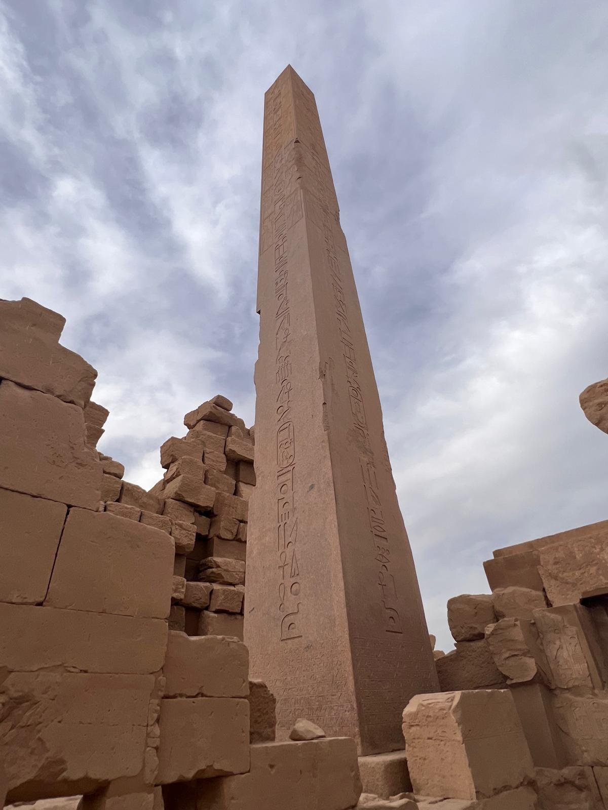 obelisk luxor temple egypt