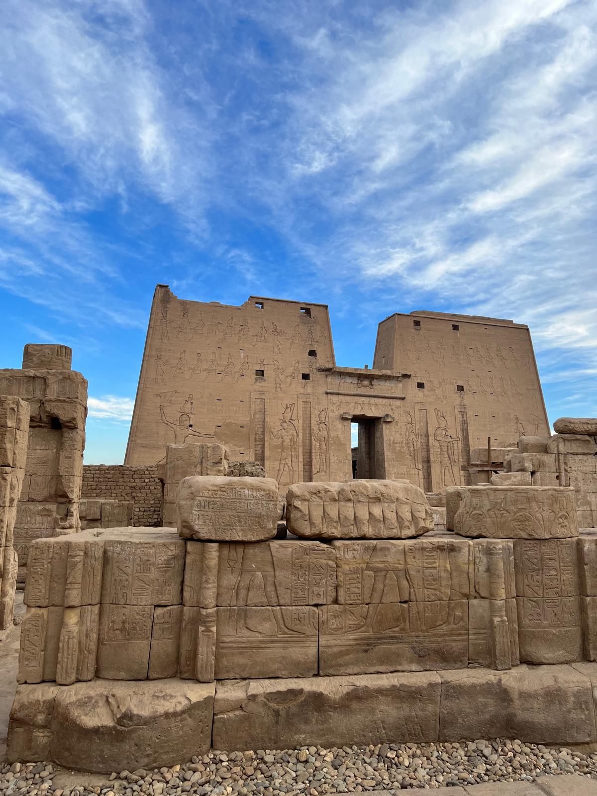 temple of horus edfu egypt