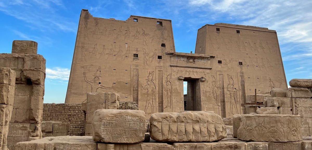 temple of horus edfu egypt