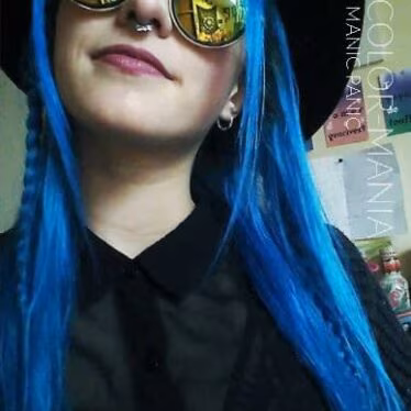 Merci Chloé ! :) - Coloration Cheveux Shocking Blue - Manic Panic - Color-Mania
