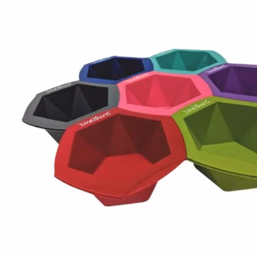 Bols-multicolores-coloration-arc-en-ciel
