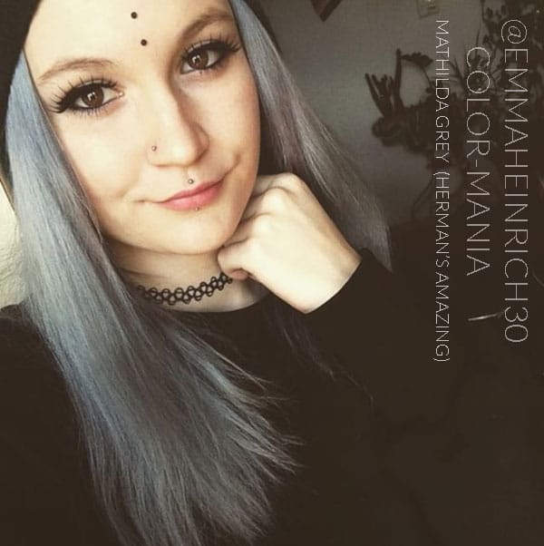 Merci Emma :) Coloration Cheveux Gris Granny Mathilda Grey - Herman's Amazing | Color-Mania