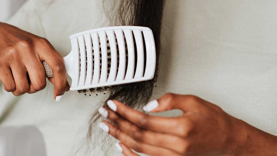 quelle brosse a cheveux color mania