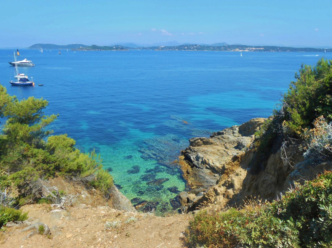Vivre sur une île de ré porquerolles France le prix en Juillet 2025 du rêve insulaire à l’heure de la tension immobilière