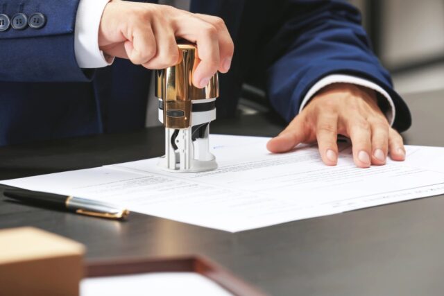Virements, notaires, signatures pourquoi ces moments précis concentrent les fraudes financières Virements, notaires, signatures : pourquoi ces moments précis concentrent les fraudes financières