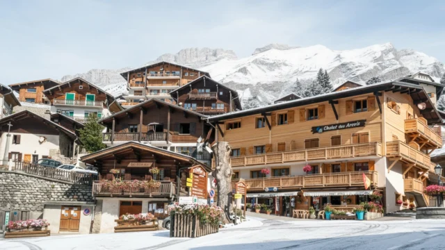 megeve-est-elle-en-train-de-perdre-sa-place-en-2026-face-à-stations-voisines megeve-est-elle-en-train-de-perdre-sa-place-en-2026-face-à-stations-voisines