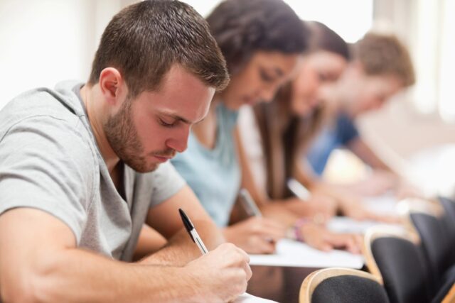 Étudiants manger pour 1 €… mais se loger à quel prix (1) Étudiants manger pour 1 €… mais se loger à quel prix
