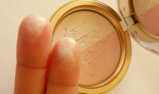Candlelight glow Too faced 2