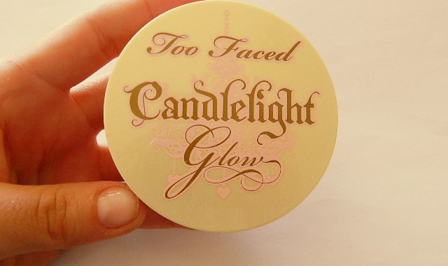 Candlelight glow Too faced 3