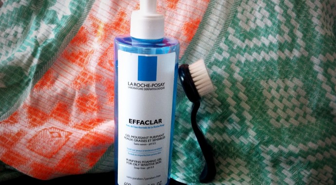 mousse nettoyante effaclar peaux grasses