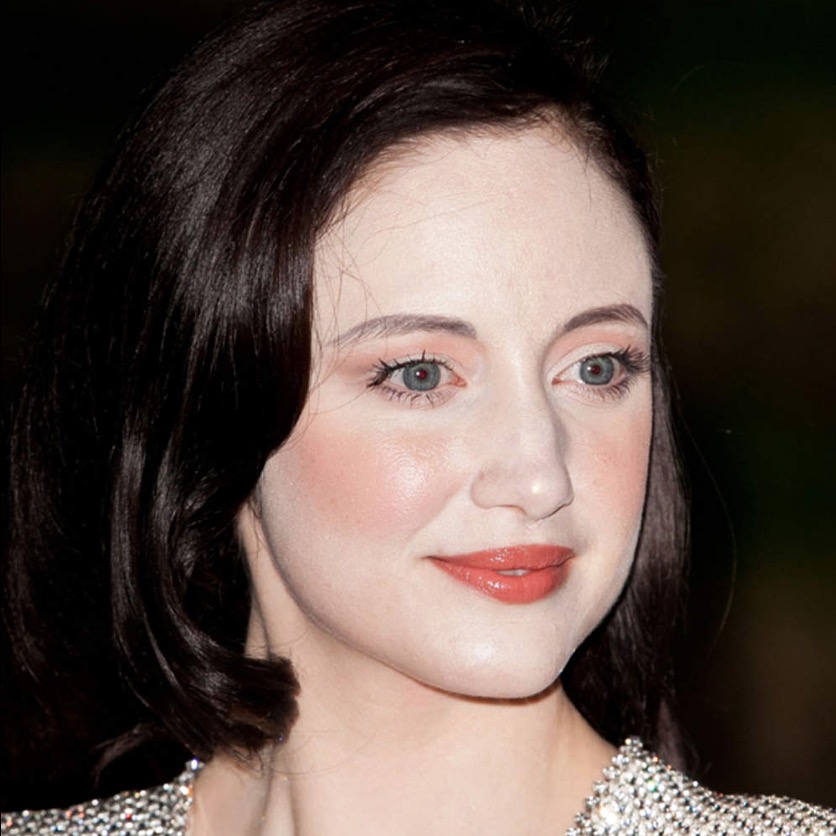 Andrea Riseborough voici.fr