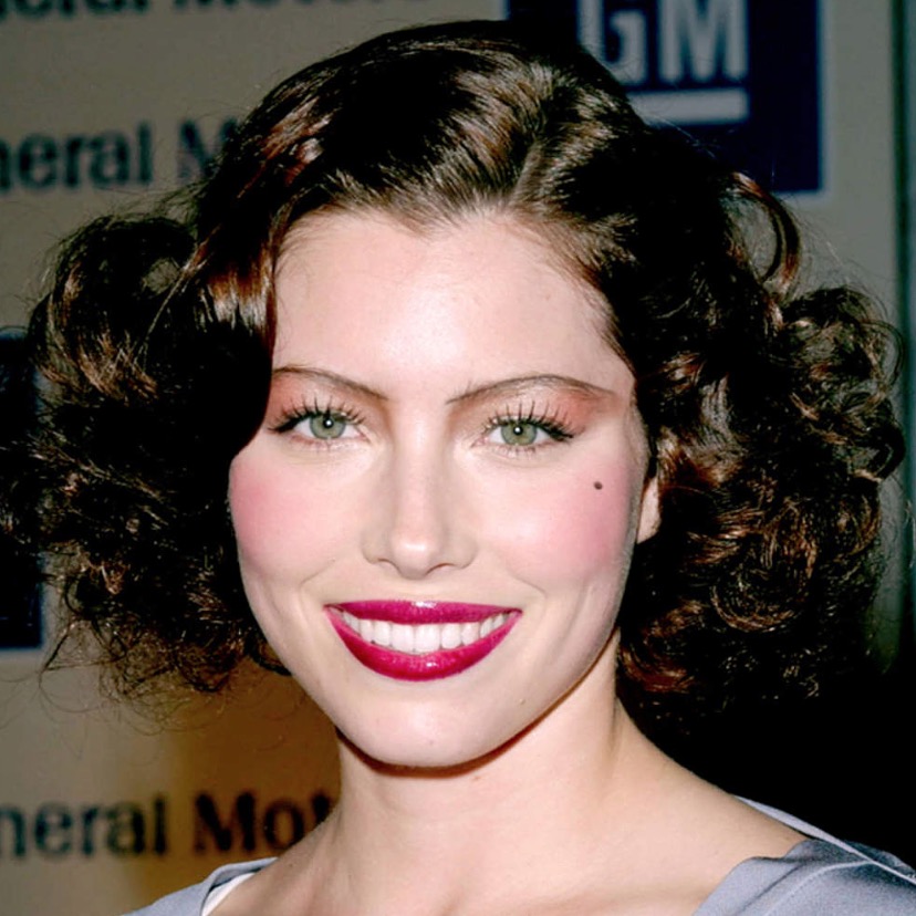 Jessica Biel voici.fr