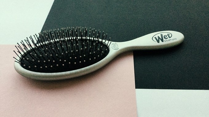 wet brush