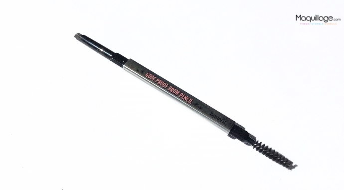 Test du crayon à sourcils Goof Proof de Benefit